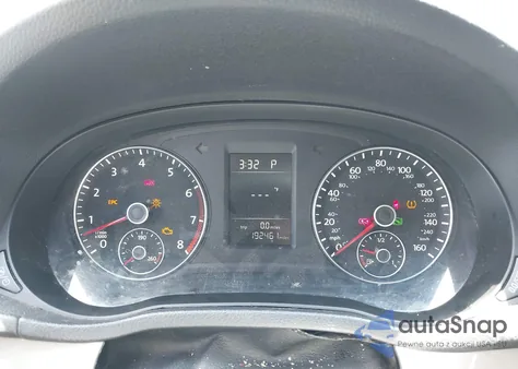 2013 Volkswagen Passat 2.5L S z USA, uszkodzony, nr VIN 1VWAH7A35DC109327